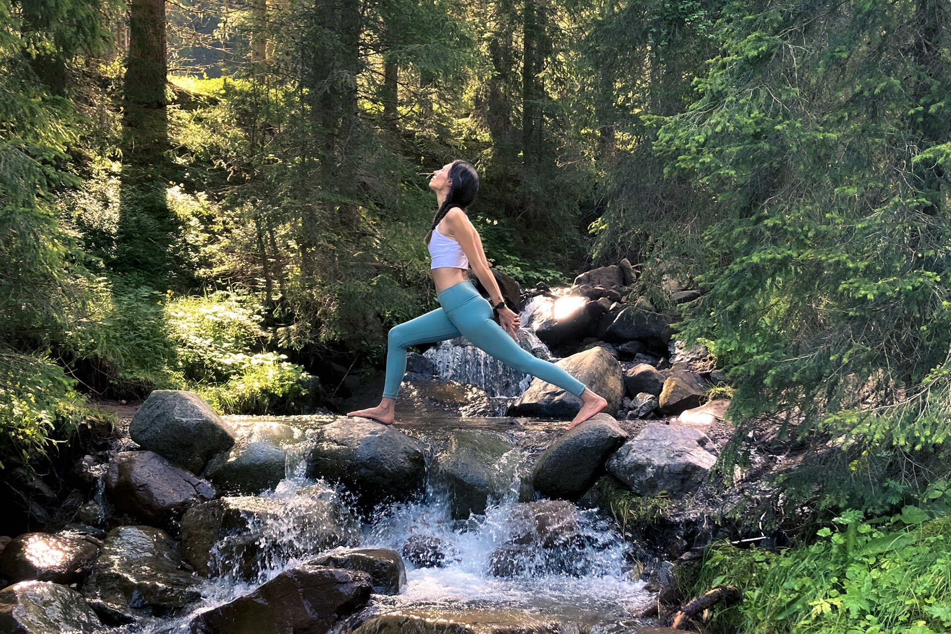 Esperienza di yoga nella natura nei boschi della Val di Fassa | © Archivio Immagini ApT Val di Fassa