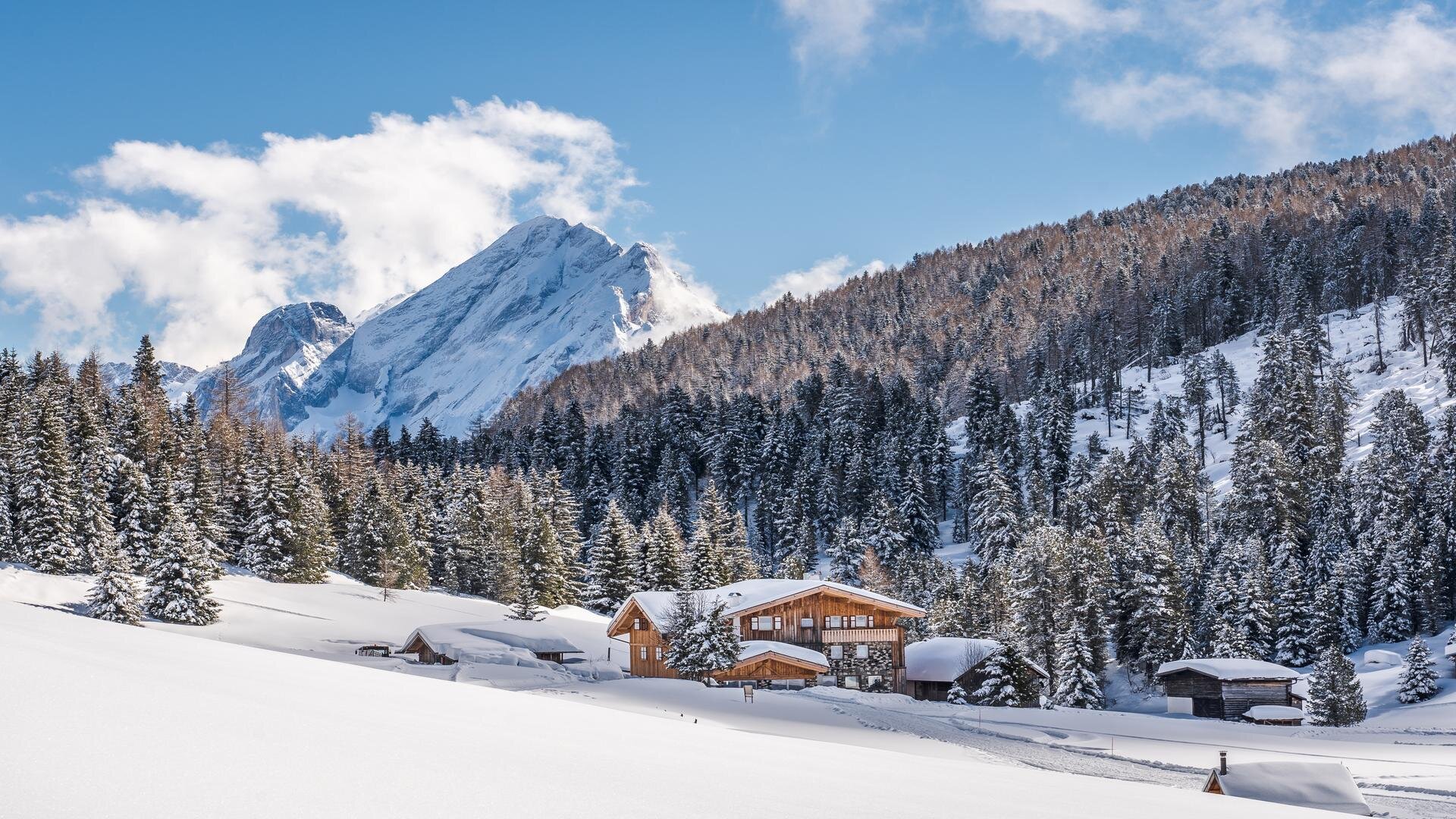 La Marmolada vista da Campitello di Fassa in inverno | © Patricia Ramirez - Archivio Immagini ApT Val di Fassa