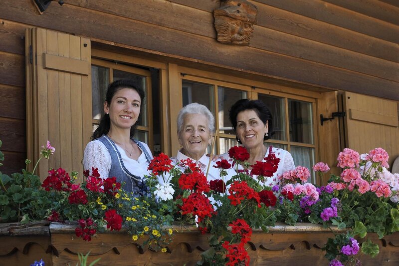 Le donne del Garni Patrizia