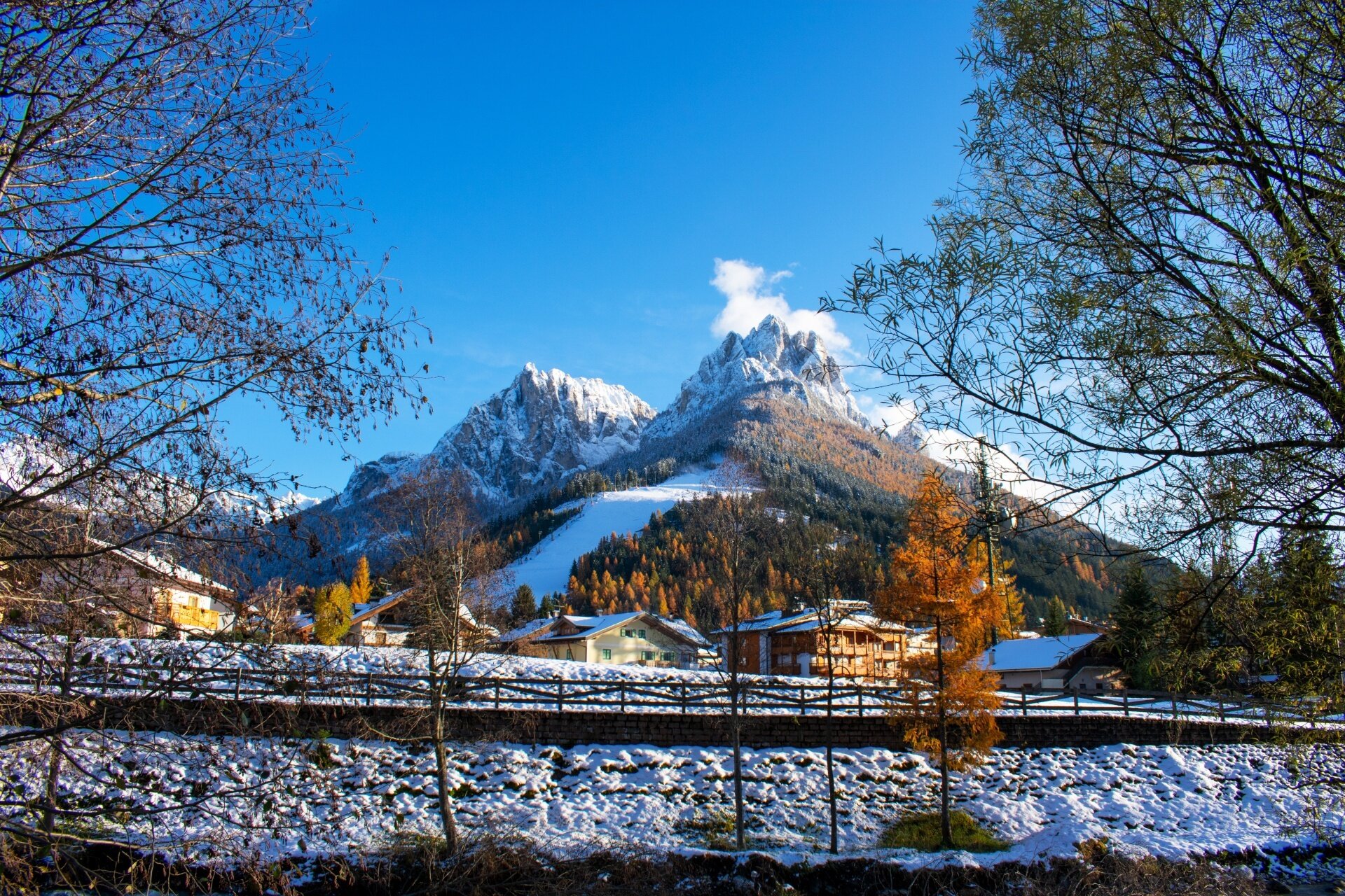 Pozza Di Fassa   Pera (Piciocaa)