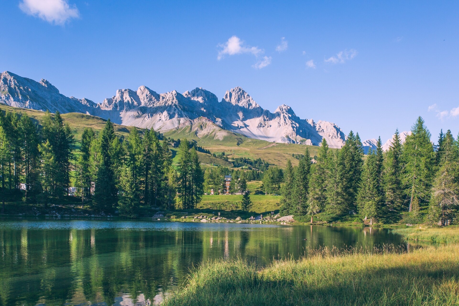 Riflessi Di Natura Al Lago Di San Pellegrino